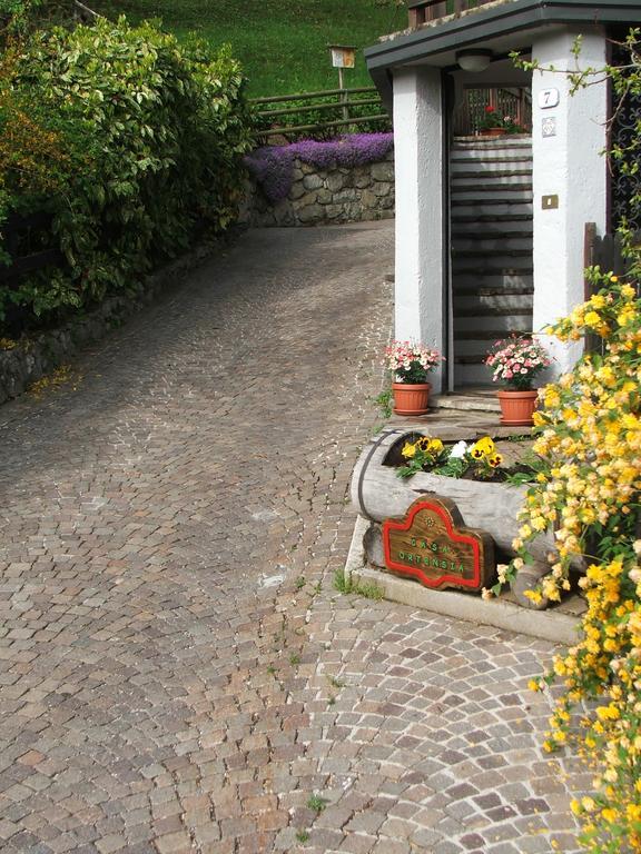 Antica Casa Ortensia Riva del Garda Buitenkant foto