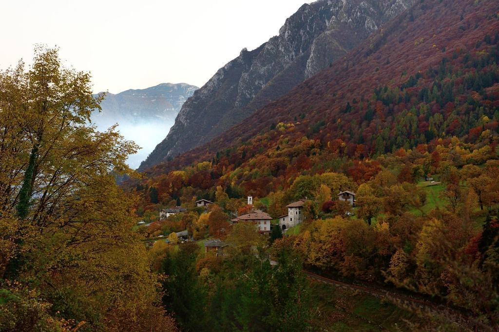 Antica Casa Ortensia Riva del Garda Buitenkant foto