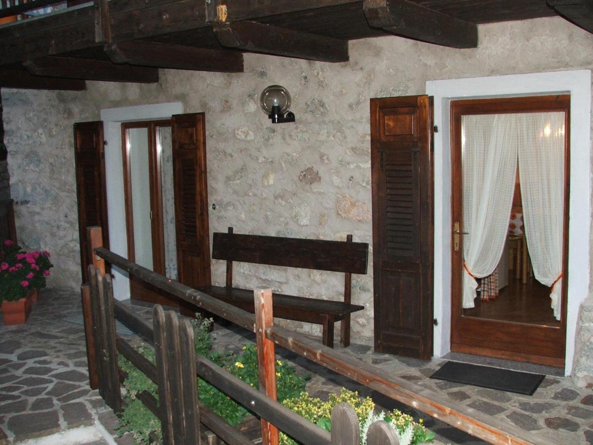 Antica Casa Ortensia Riva del Garda Kamer foto
